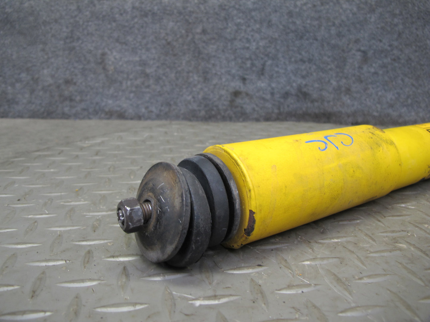89-96 Chevrolet Corvette C4 Set of 2 Front Strut Shock Absorber Bilstein