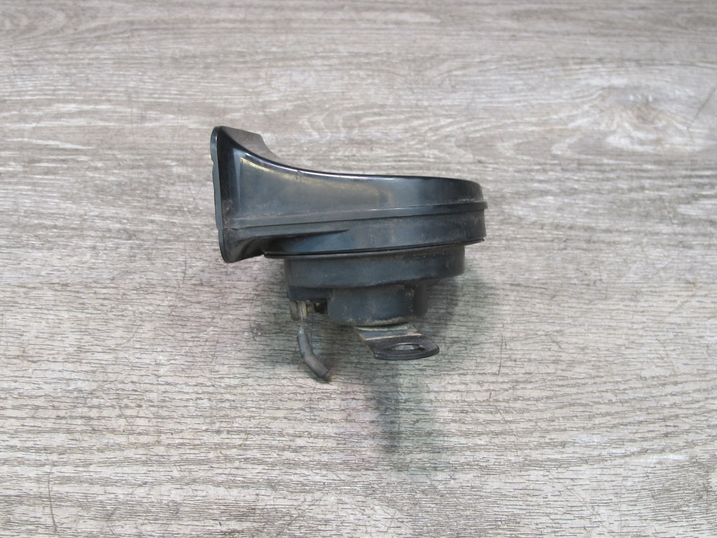 96-99 Mercedes W140 C140 CL Set of 2 High & Low Tone Note Pitch Horn Signal OEM