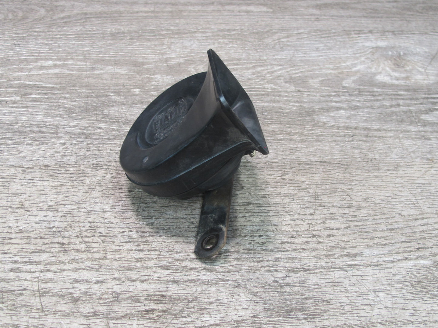 96-99 Mercedes W140 C140 CL Set of 2 High & Low Tone Note Pitch Horn Signal OEM