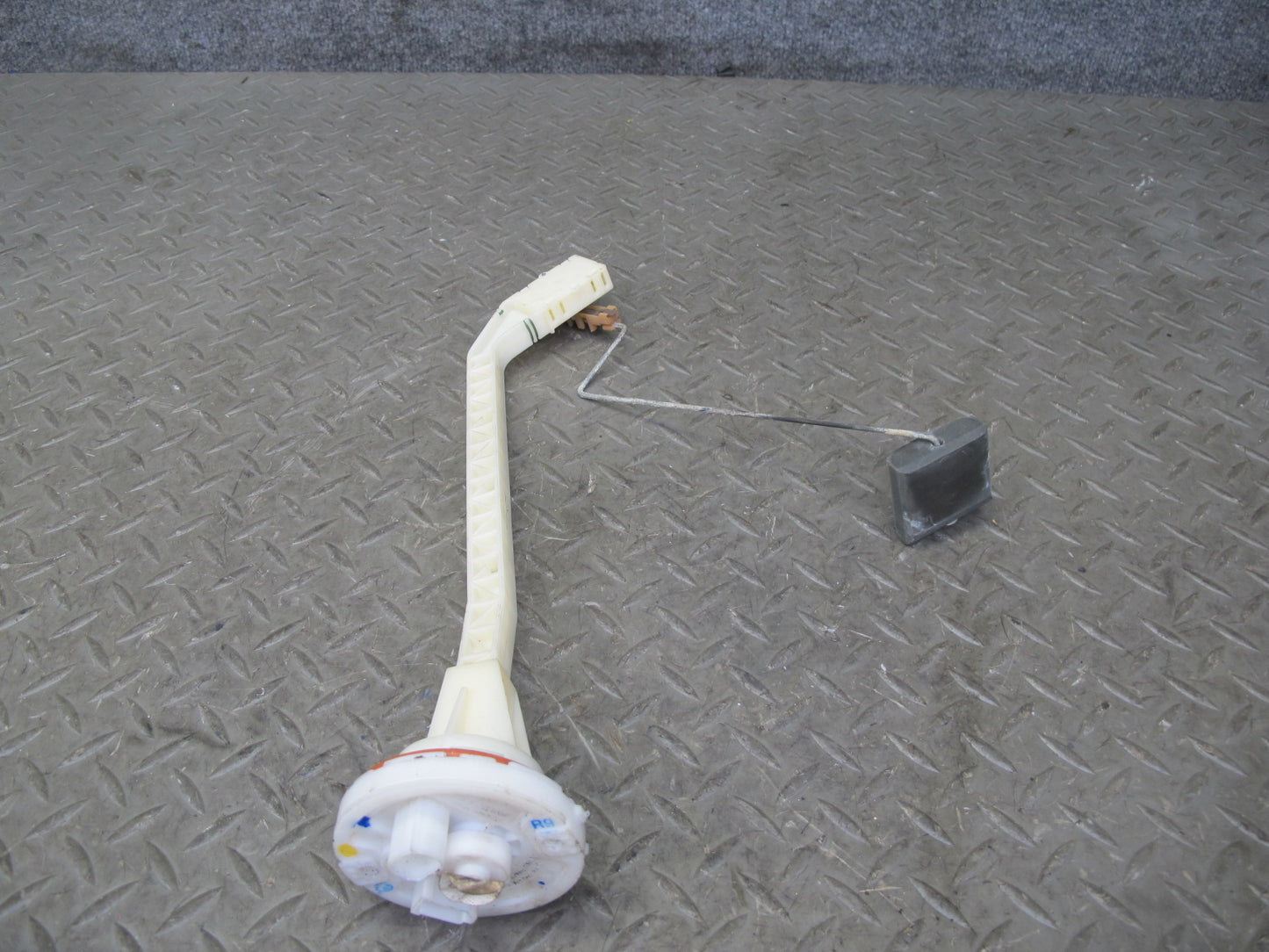 96-99 Mercedes W140 C140 S600 CL600 Fuel Tank Level Sensor Sending Unit OEM