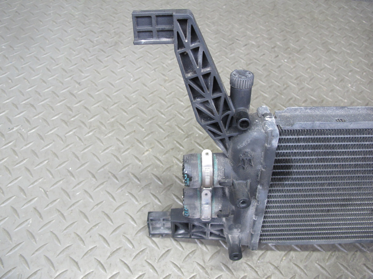 2017-2020 Maserati Levante M161 Engine Coolant Auxiliary Secondary Radiator