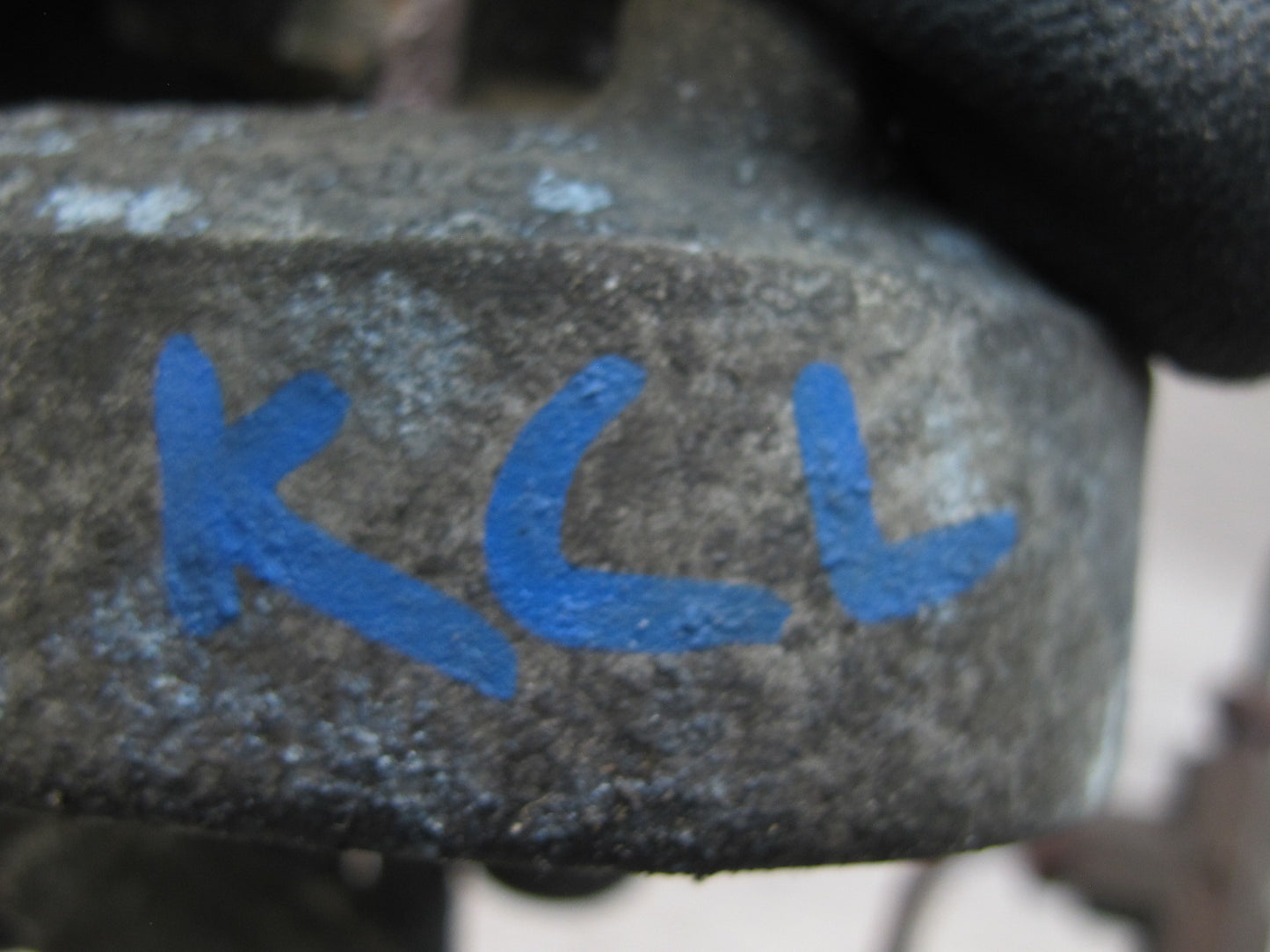 96-99 Mercedes W140 C140 Cl-class Rear Suspension Height Leveling Valve OEM