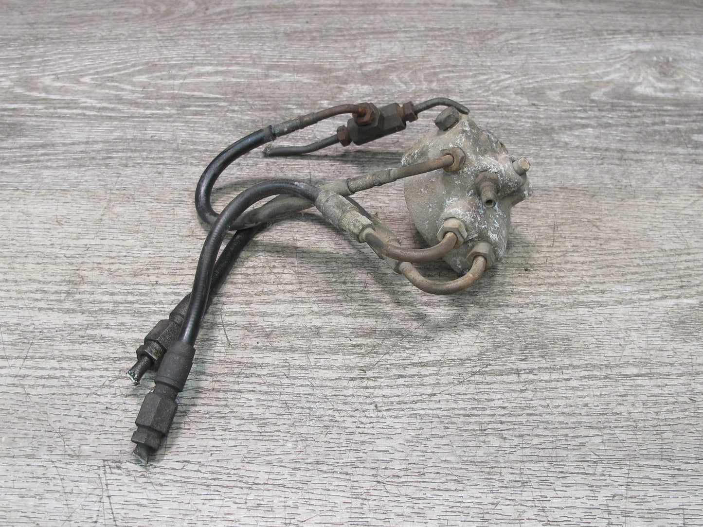 96-99 Mercedes W140 C140 Cl-class Rear Suspension Height Leveling Valve OEM