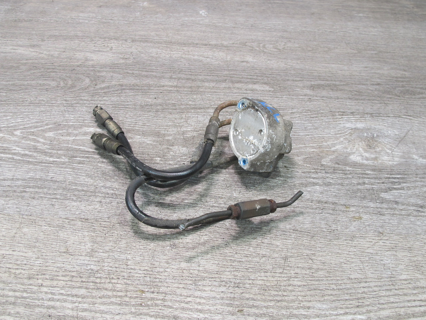 96-99 Mercedes W140 C140 Cl-class Rear Suspension Height Leveling Valve OEM