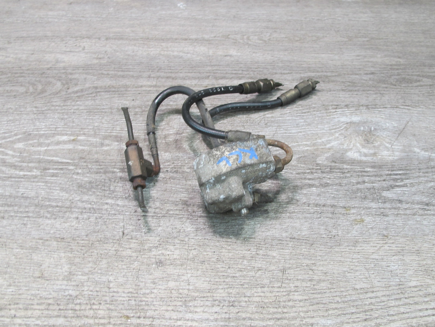 96-99 Mercedes W140 C140 Cl-class Rear Suspension Height Leveling Valve OEM