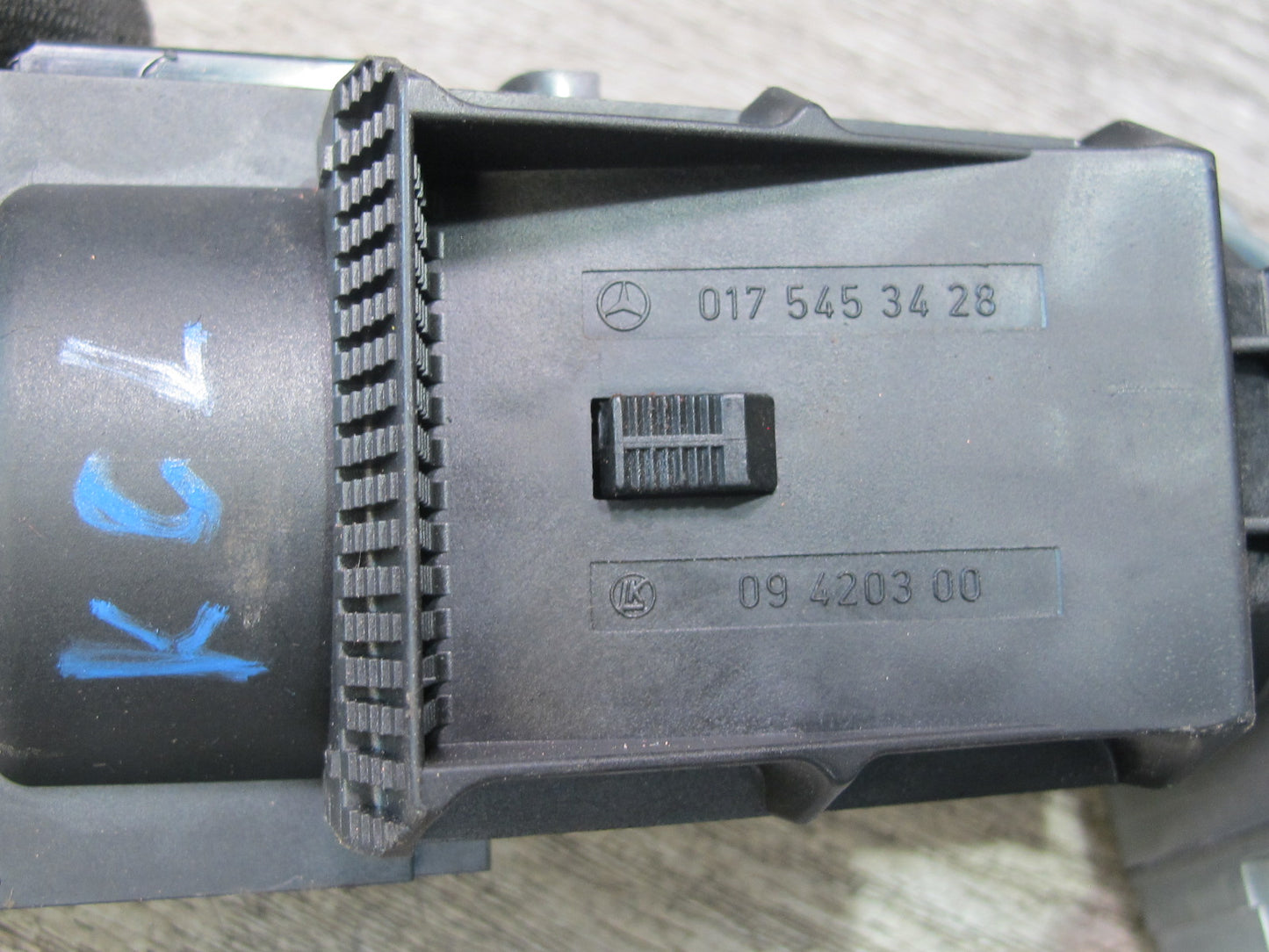 96-99 Mercedes W140 C140 Cl-class Door Handle Ignition Switch Trunk Lock KEY Set