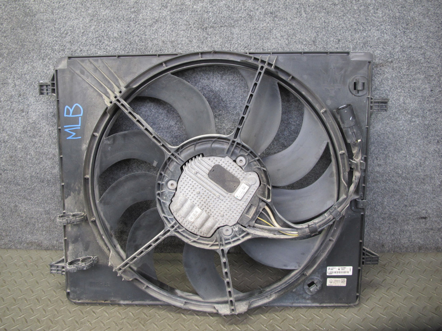 2017-2020 Maserati Levante M161 3.0L Engine Radiator Cooling Fan Motor Shroud