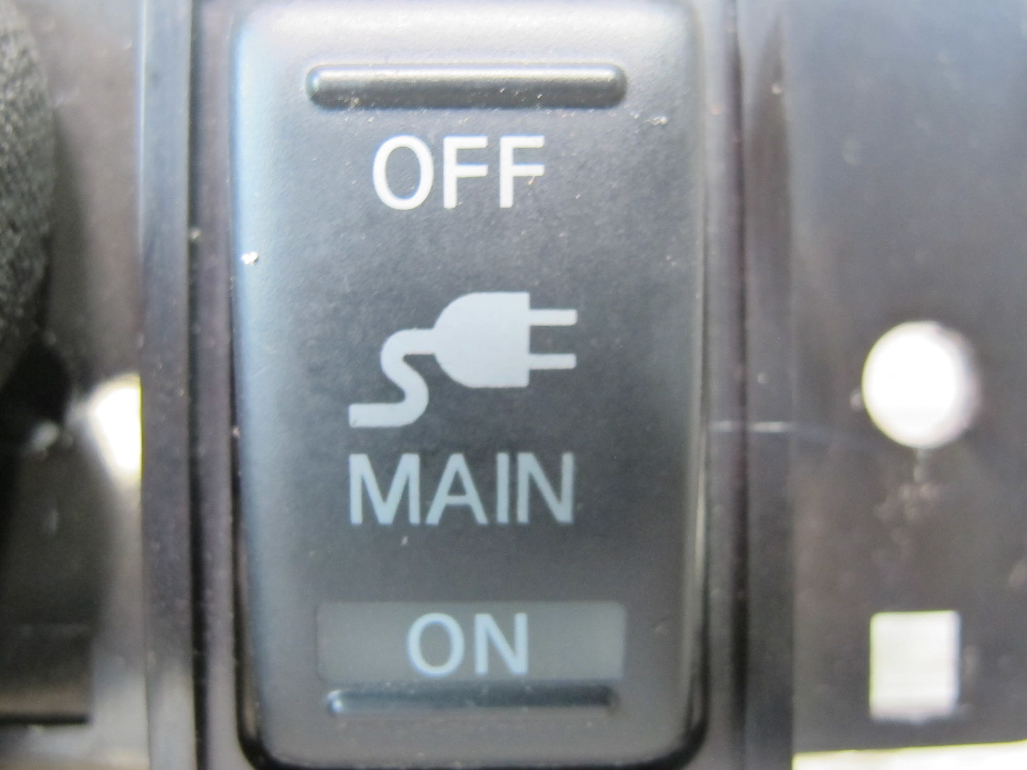 2011-2017 Infiniti QX56 QX80 Power OFF Main ON Control Switch Button