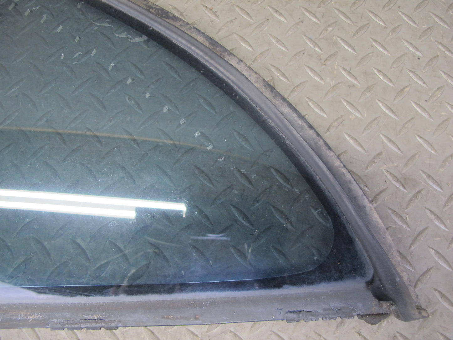 90-95 Nissan Z32 300ZX Coupe 2+0 Rear Left Quarter Glass Window OEM
