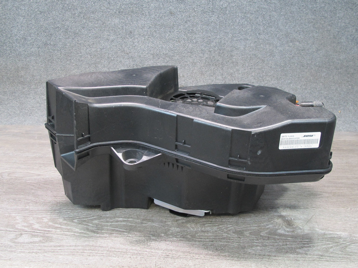 2011-2017 Infiniti QX56 QX80 Bose Subwoofer Speaker Box 28170-1LA0A