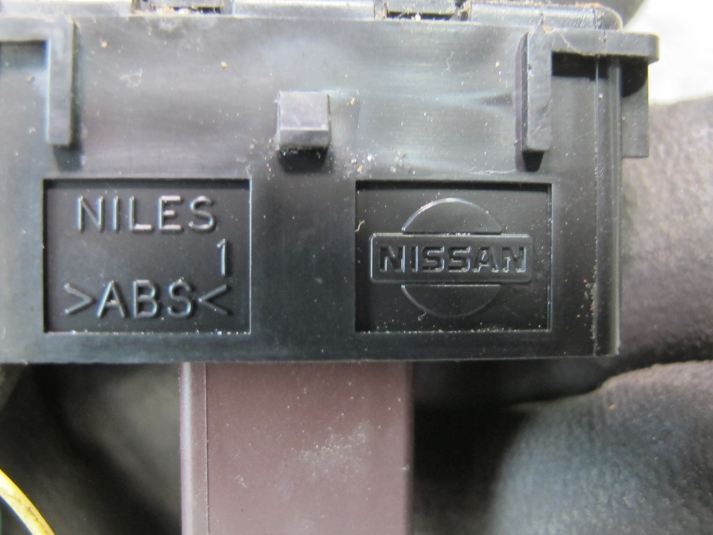 11-17 Infiniti QX56 QX80 Rear Left or Right Side Seat Fold Down Switch Button