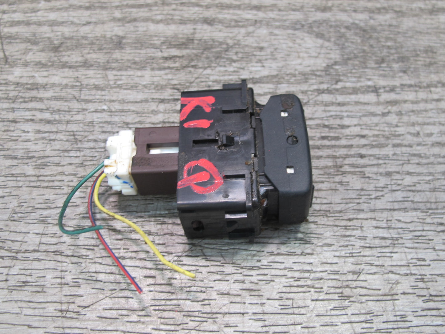 11-17 Infiniti QX56 QX80 Rear Left or Right Side Seat Fold Down Switch Button