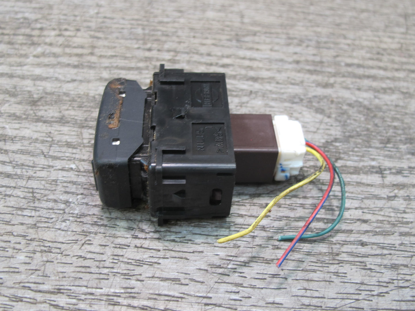 11-17 Infiniti QX56 QX80 Rear Left or Right Side Seat Fold Down Switch Button