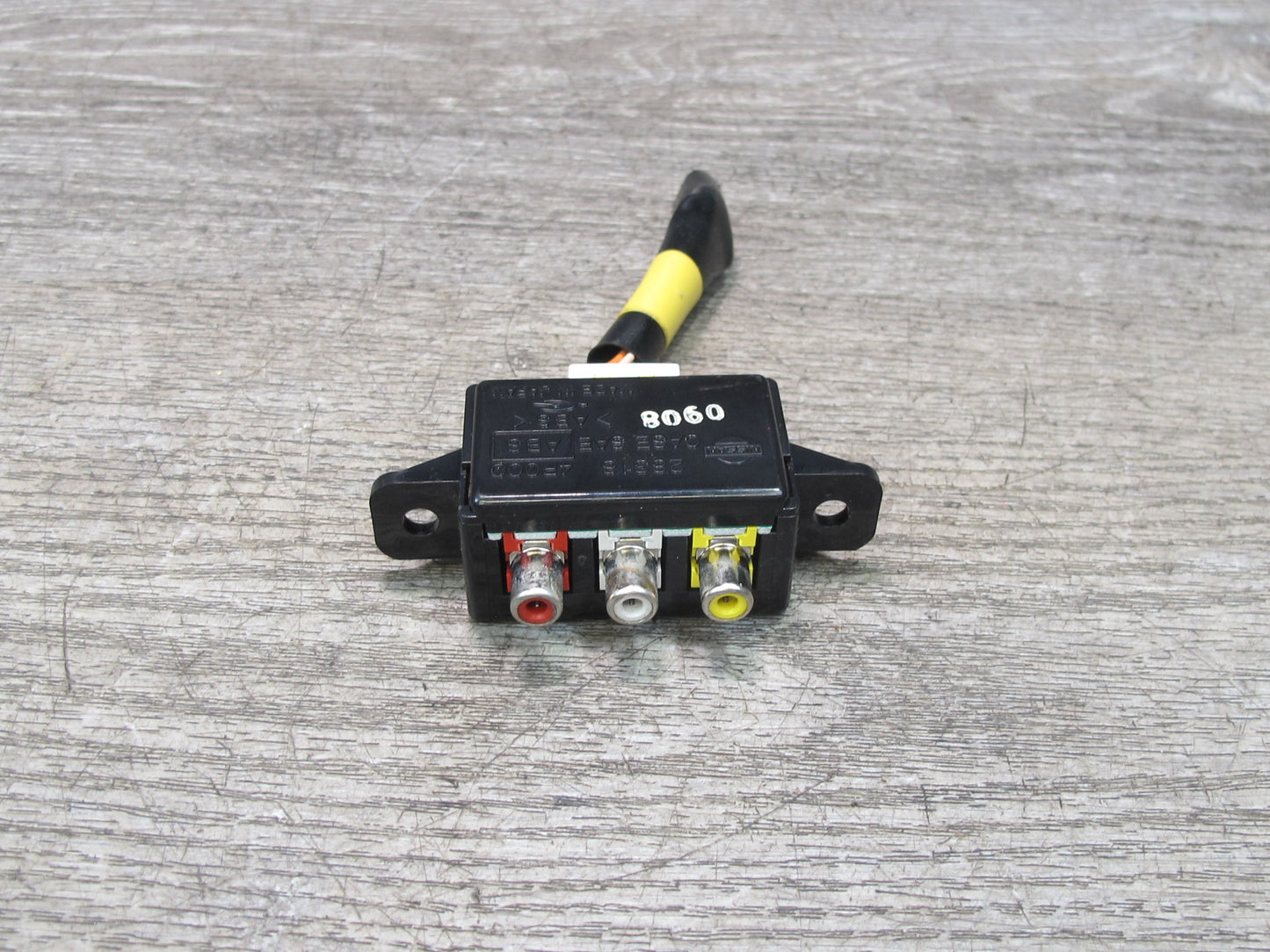 2011-2017 Infiniti QX56 QX80 AUX Auxiliary Audio Video RCA Input