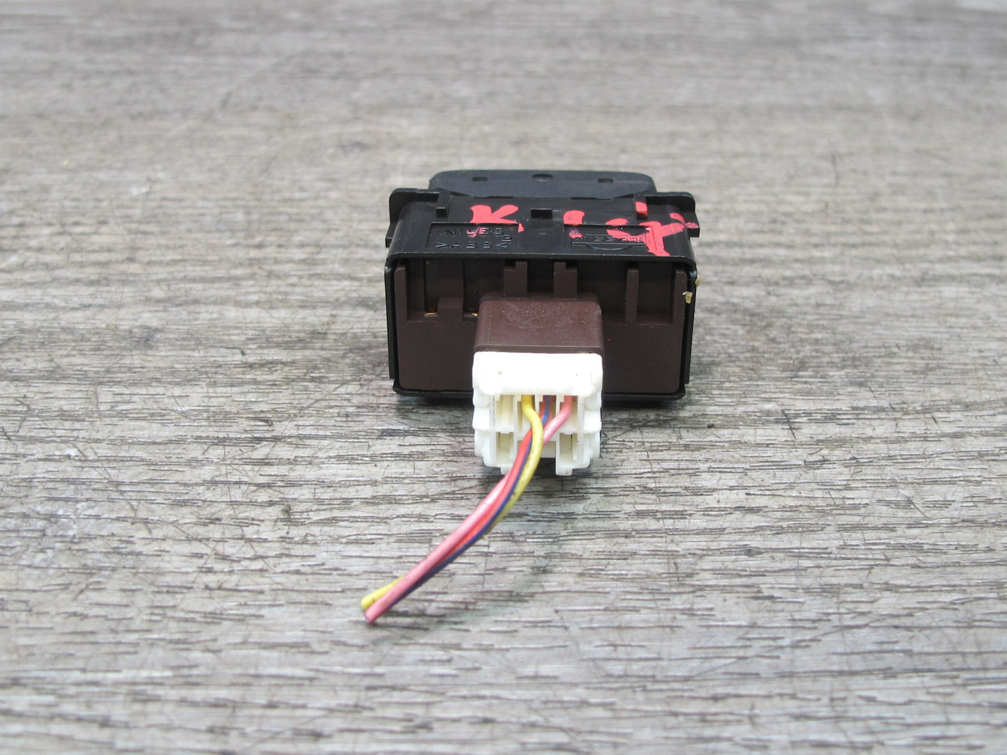 11-17 Infiniti QX56 QX80 Rear Left or Right Side Seat Fold Down Switch Button