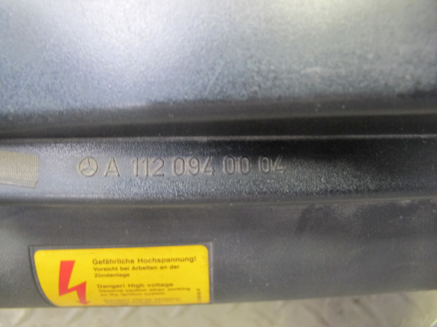 03-06 Mercedes R230 SL500 M113 Engine Air Intake Cleaner Filter Box OEM