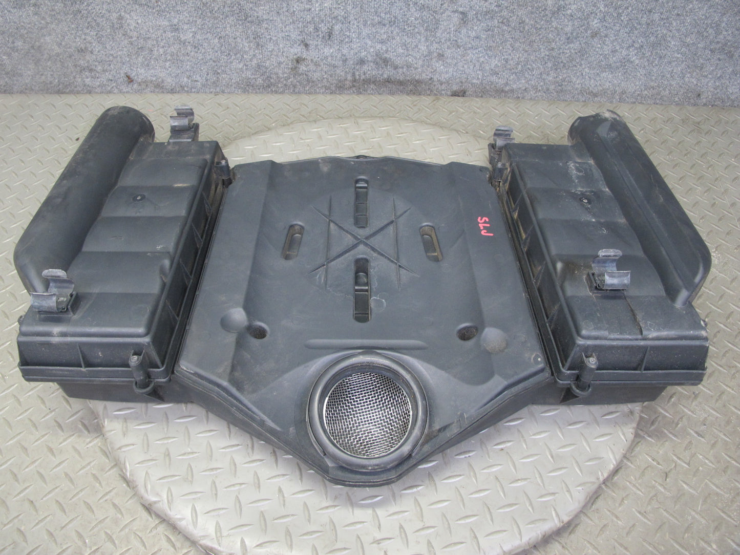 03-06 Mercedes R230 SL500 M113 Engine Air Intake Cleaner Filter Box OEM