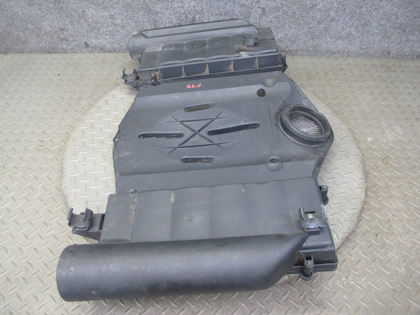 03-06 Mercedes R230 SL500 M113 Engine Air Intake Cleaner Filter Box OEM