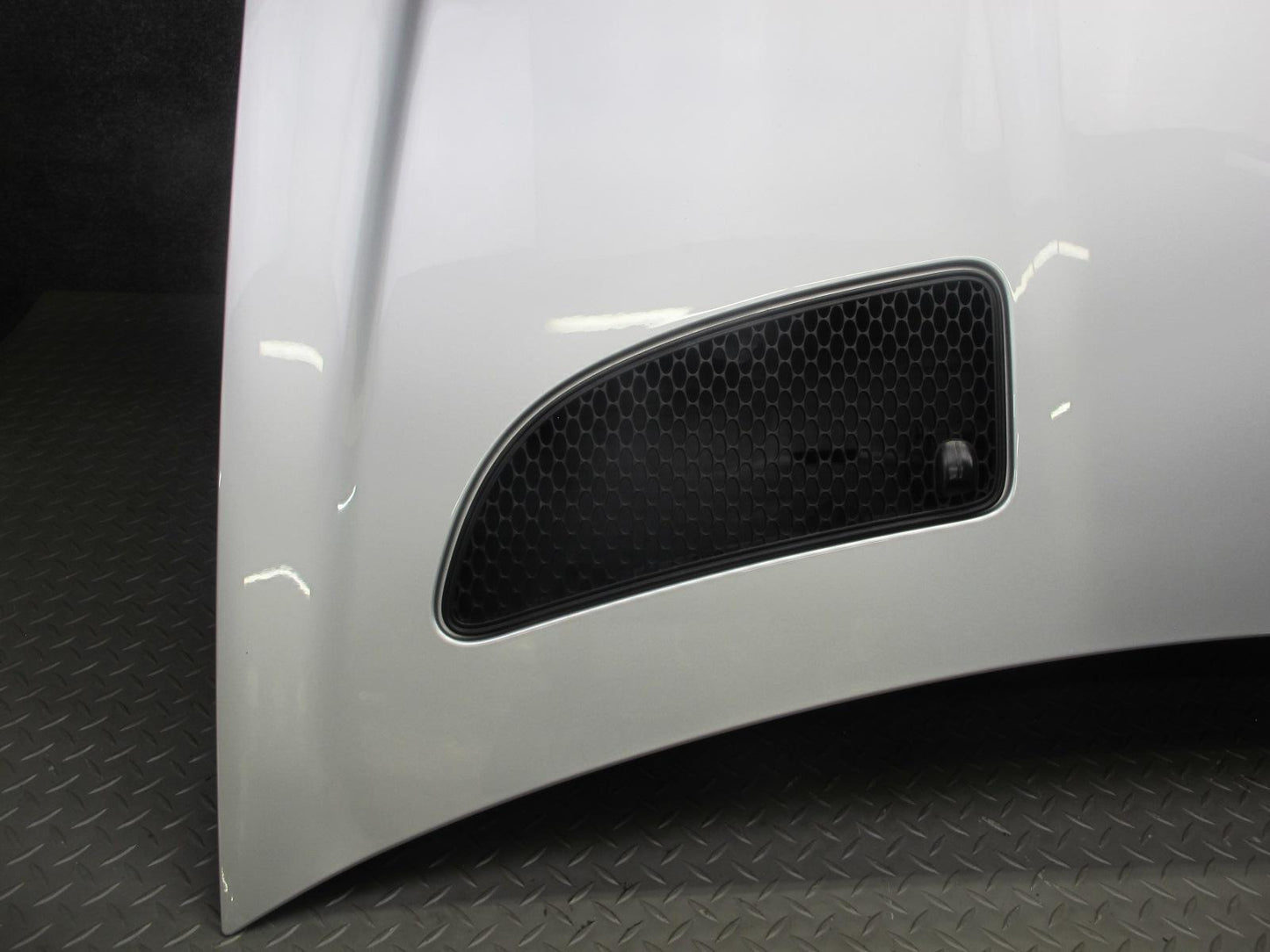 05-11 Mercedes R171 Slk-class Front Hood Bonnet Shell Panel Silver OEM