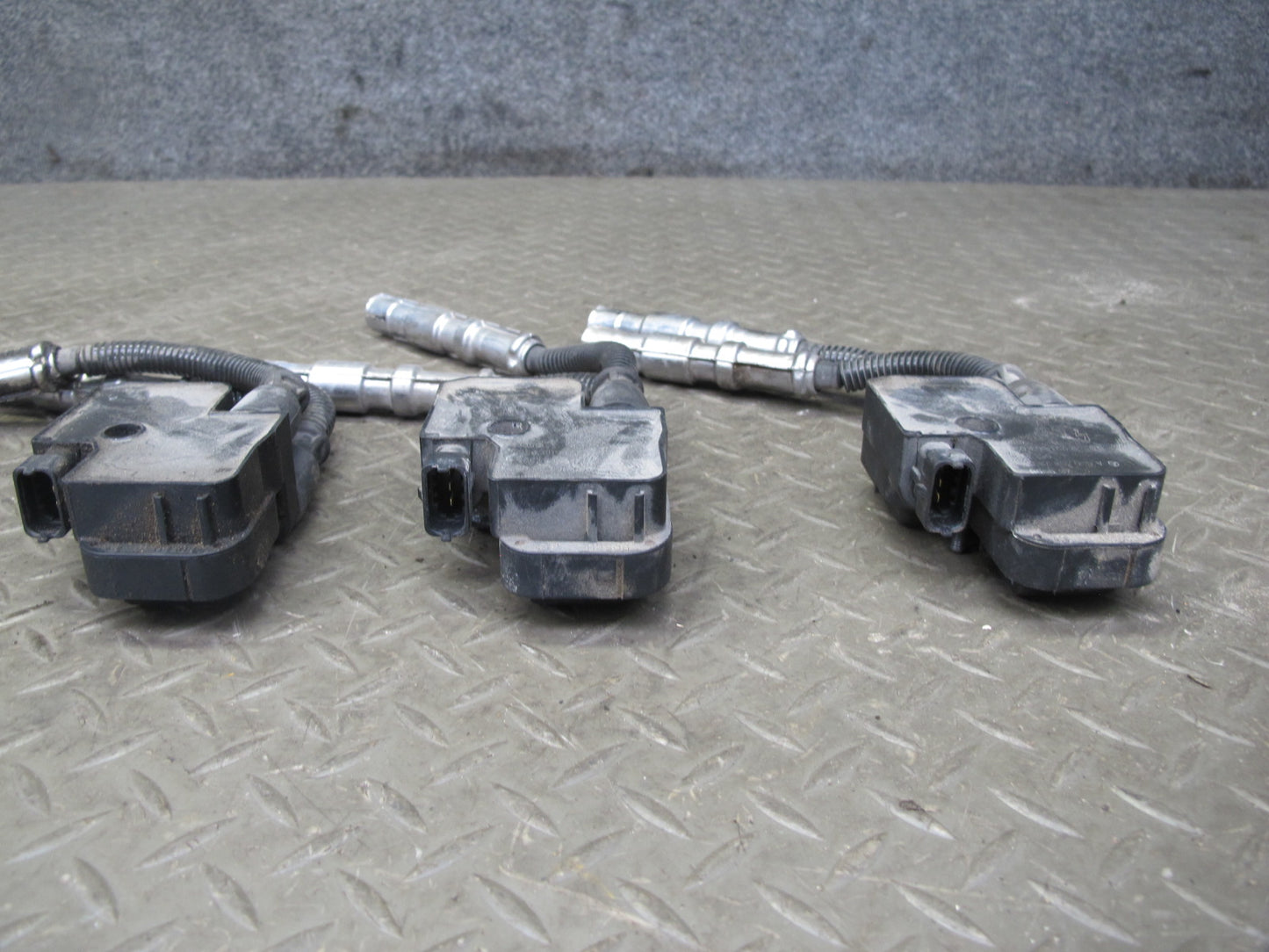 03-06 Mercedes R230 SL500 M113 Set of 8 Engine Ignition Coil 0001587803 OEM