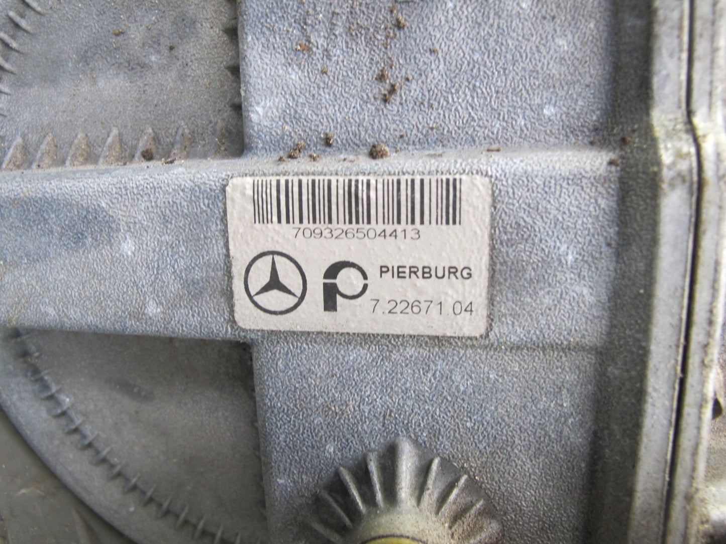 03-06 Mercedes R230 SL500 5.0L M113 Engine Motor Air Intake Manifold OEM