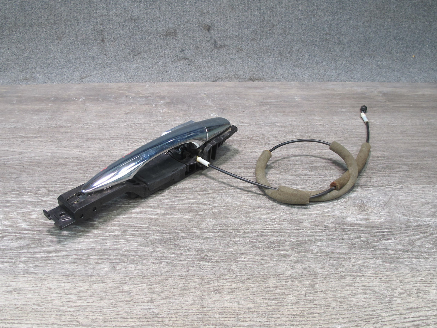 2011-2017 Infiniti QX56 QX80 Rear Left Driver Side Door Exterior Handle