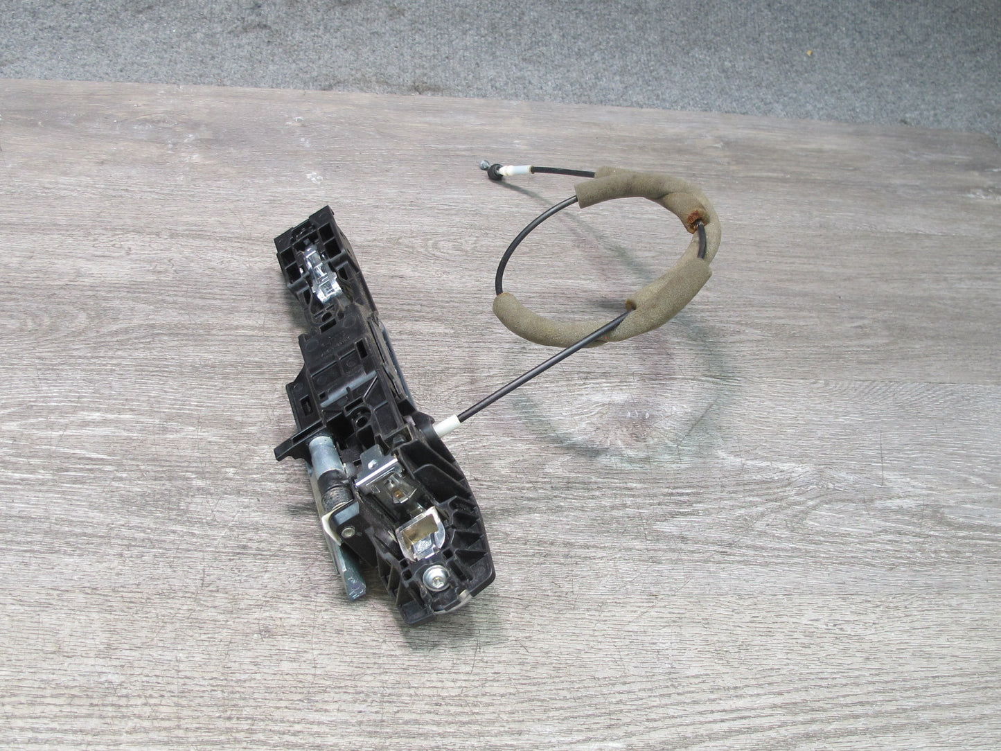 2011-2017 Infiniti QX56 QX80 Rear Left Driver Side Door Exterior Handle