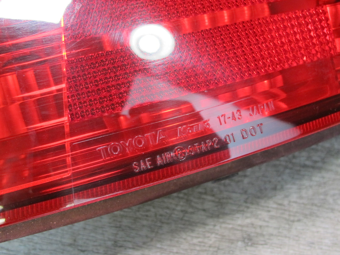 03-05 Toyota MR2 Spyder ZZW30L Set of 2 Rear Left & Right Tail Light Lamp OEM