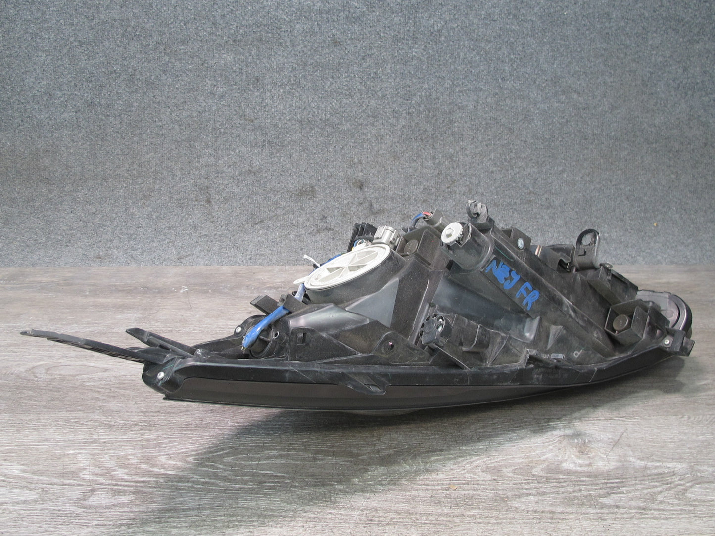09-17 Nissan Z34 370Z Front Right Passenger Side Xenon HID Headlight Lamp OEM