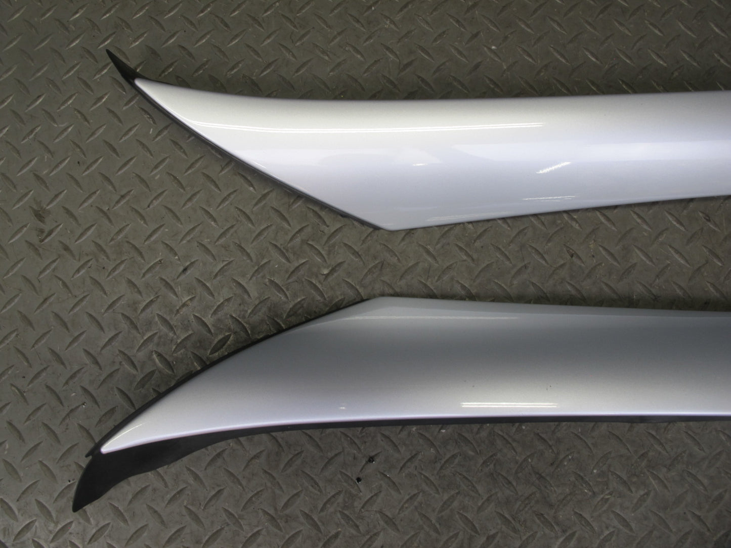 05-11 Mercedes R171 Slk-class Set of 2 Front Exterior A Pillar Trim Molding OEM