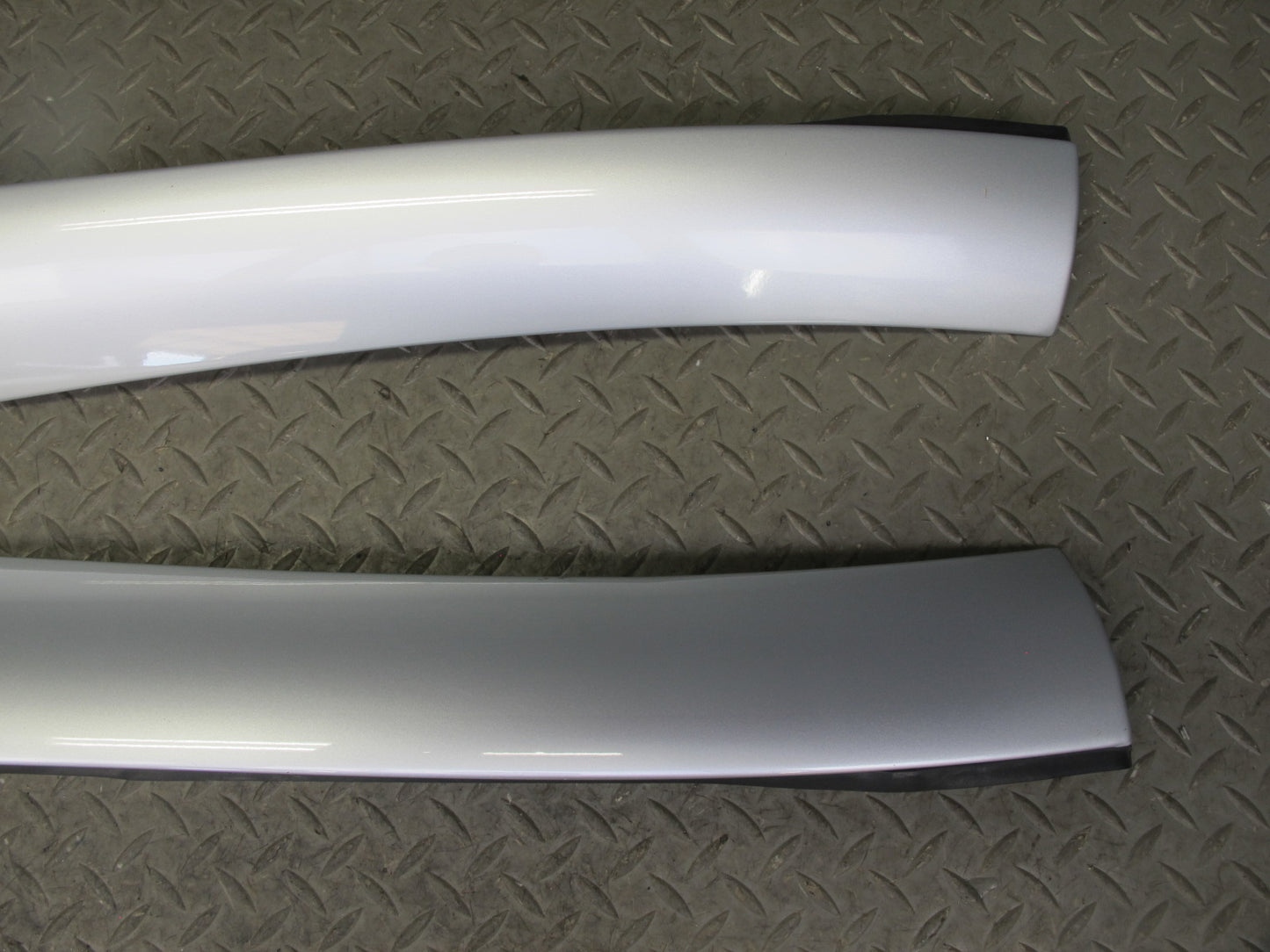 05-11 Mercedes R171 Slk-class Set of 2 Front Exterior A Pillar Trim Molding OEM
