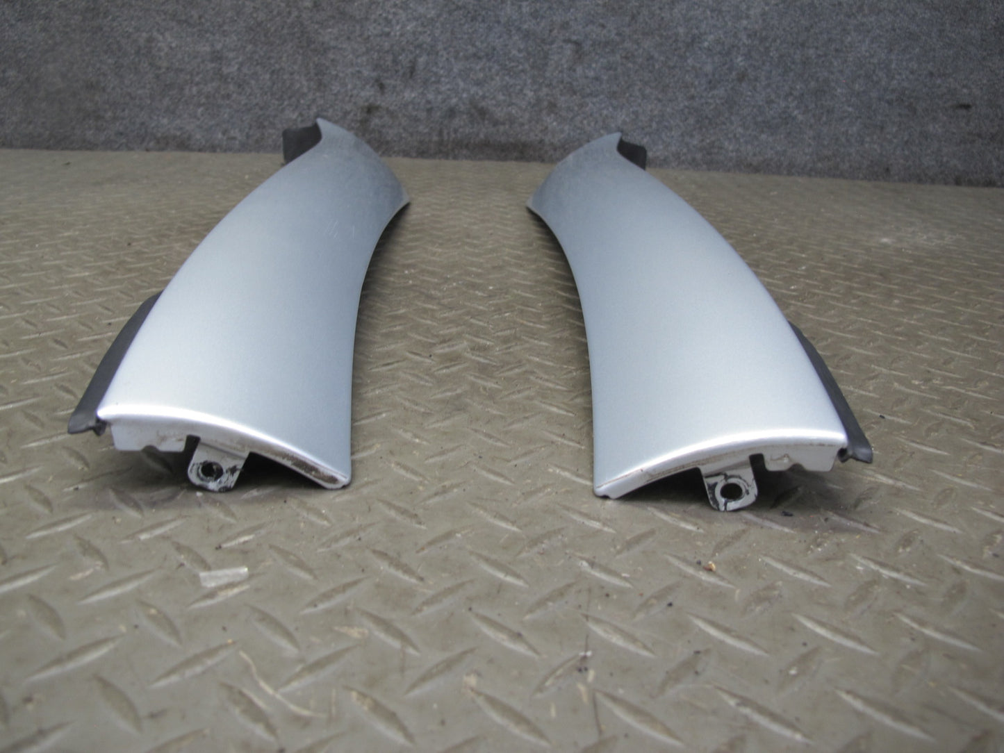 05-11 Mercedes R171 Slk-class Set of 2 Front Exterior A Pillar Trim Molding OEM