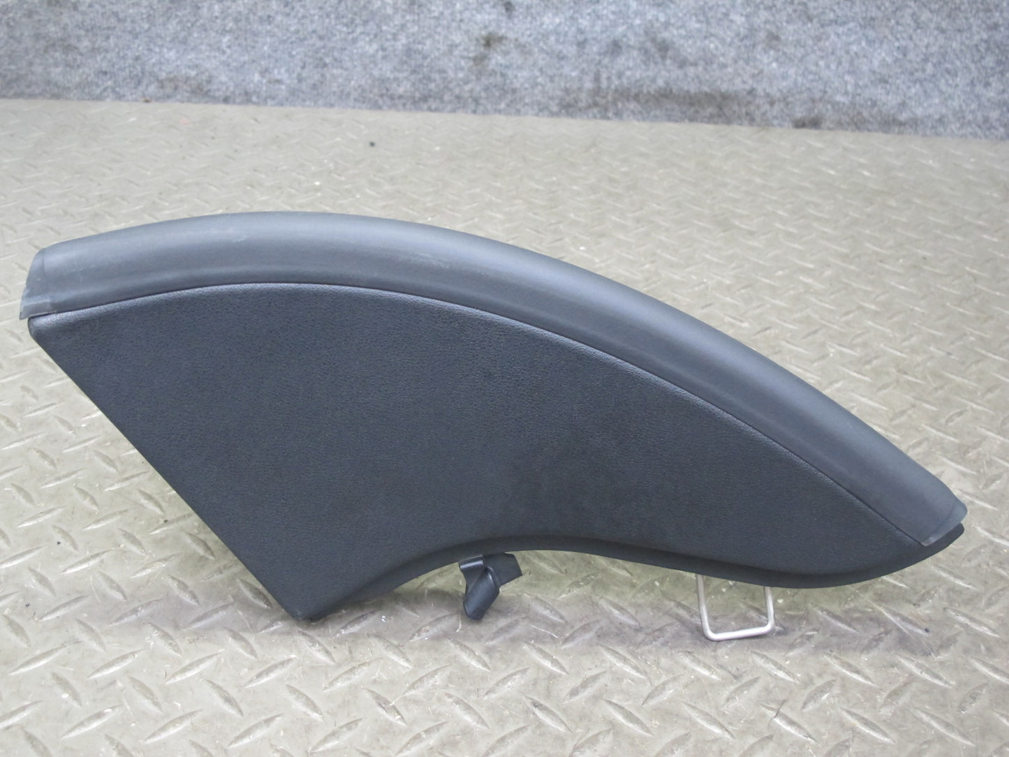 05-11 Mercedes R171 SLK Set of 2 Left & Right Hard TOP Hinge Flap Cover OEM