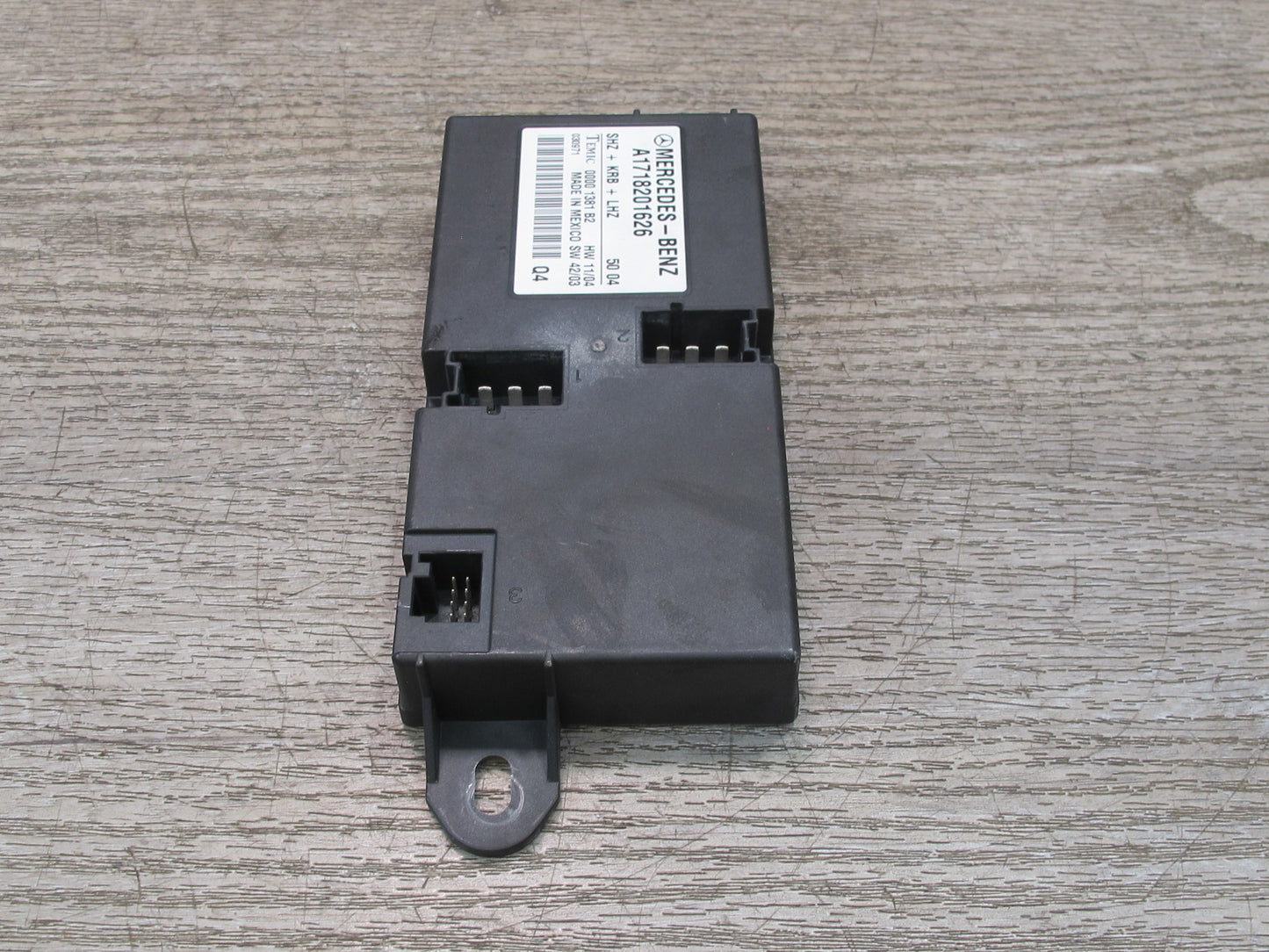 05-11 Mercedes R171 Slk-class Heated Seat Control Module 1718201626 OEM