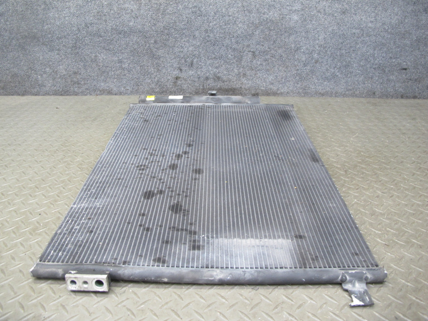 2017-2020 Maserati Levante M161 A/C Air Conditioning Condenser 670009820