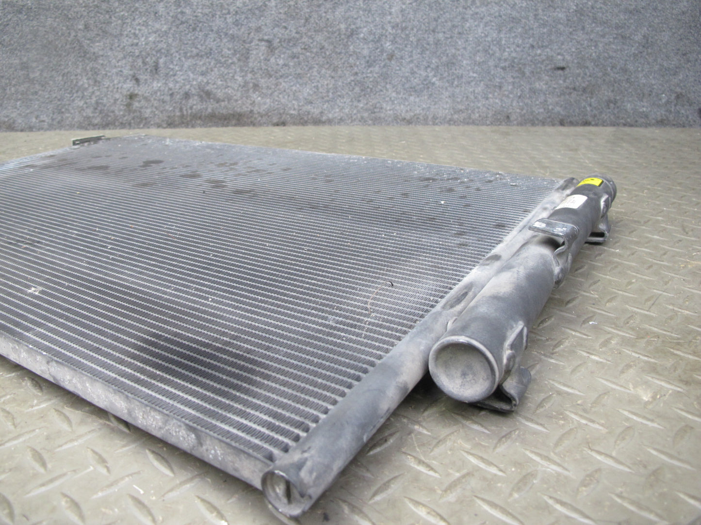 2017-2020 Maserati Levante M161 A/C Air Conditioning Condenser 670009820