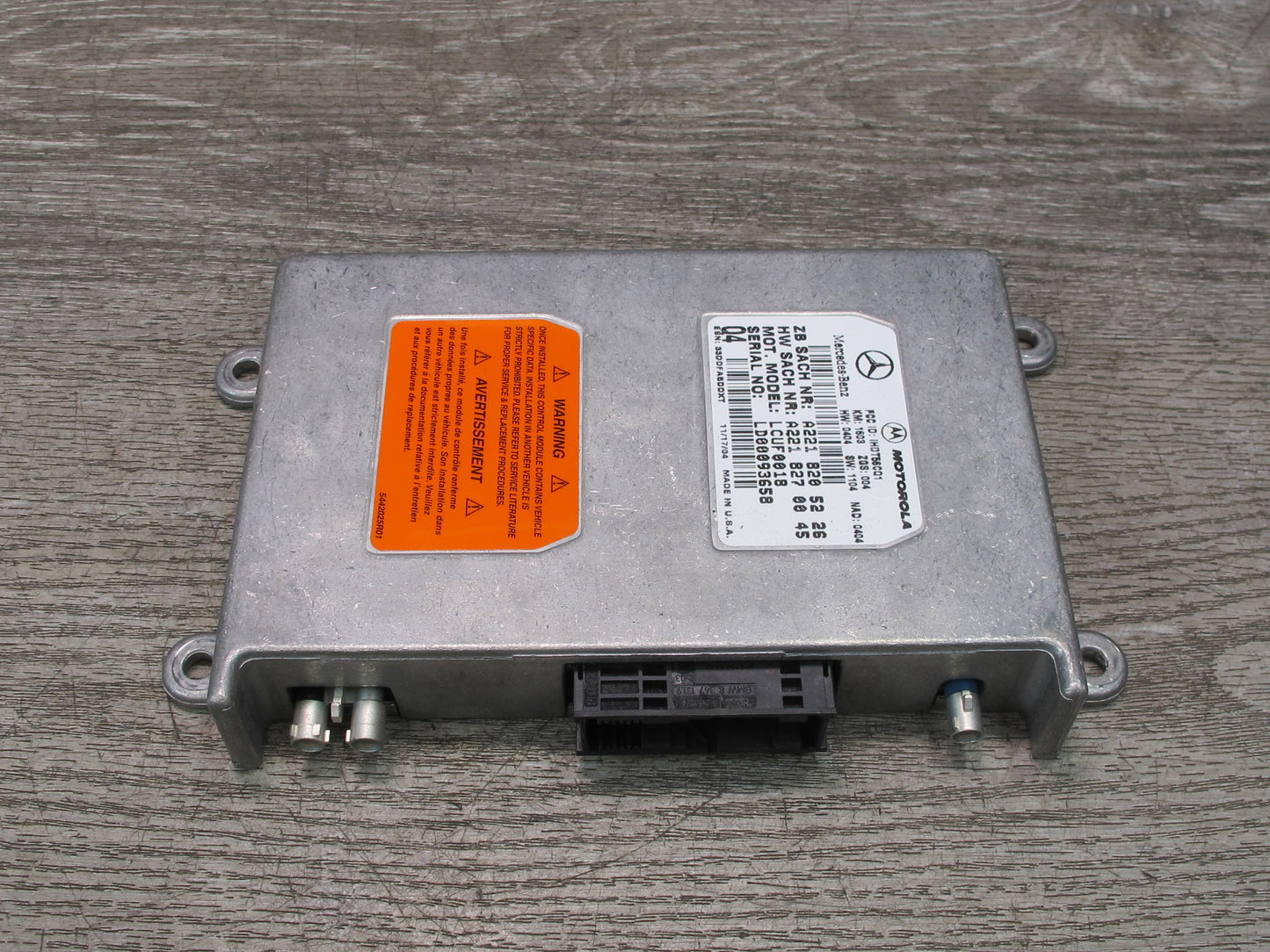 05-08 Mercedes R171 Slk-class Voice Communication Control Module 2218205226 OEM