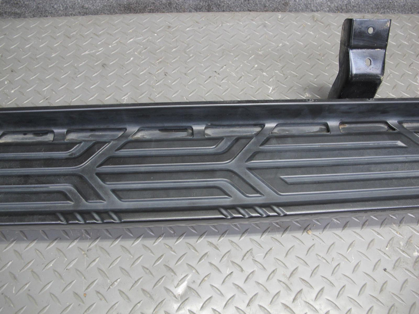 2011-2017 Infiniti QX80 QX56 Right Passenger Side Running Board Step Plate