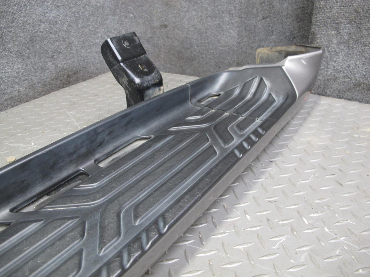 2011-2017 Infiniti QX80 QX56 Right Passenger Side Running Board Step Plate