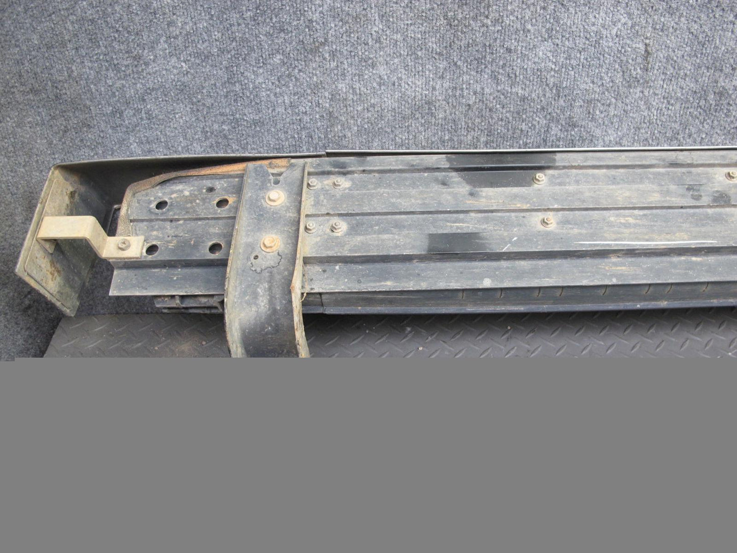2011-2017 Infiniti QX80 QX56 Right Passenger Side Running Board Step Plate
