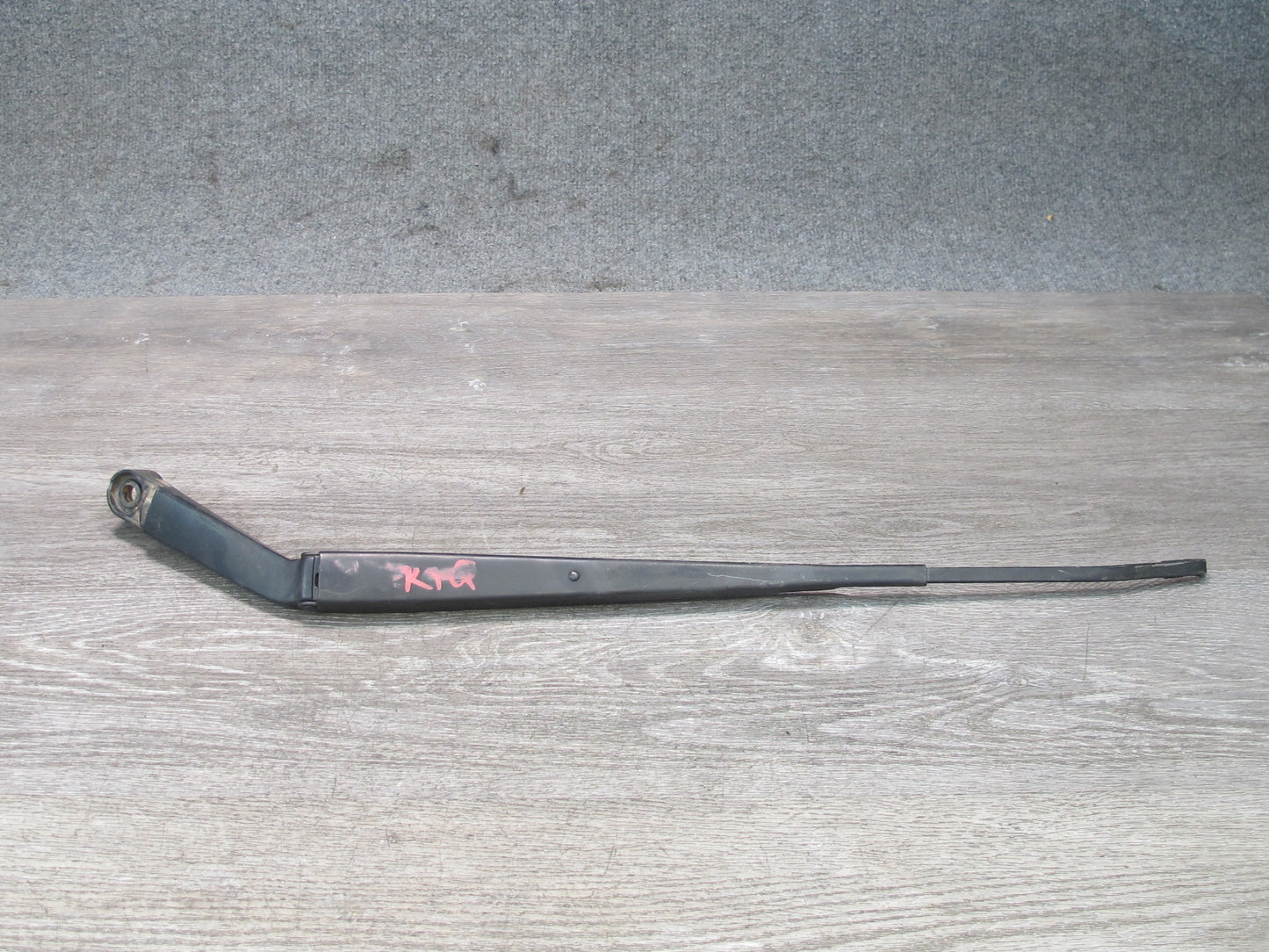 2011-2020 Infiniti QX56 QX80 Front Left & Right Windshield Wiper Arm Set of 2