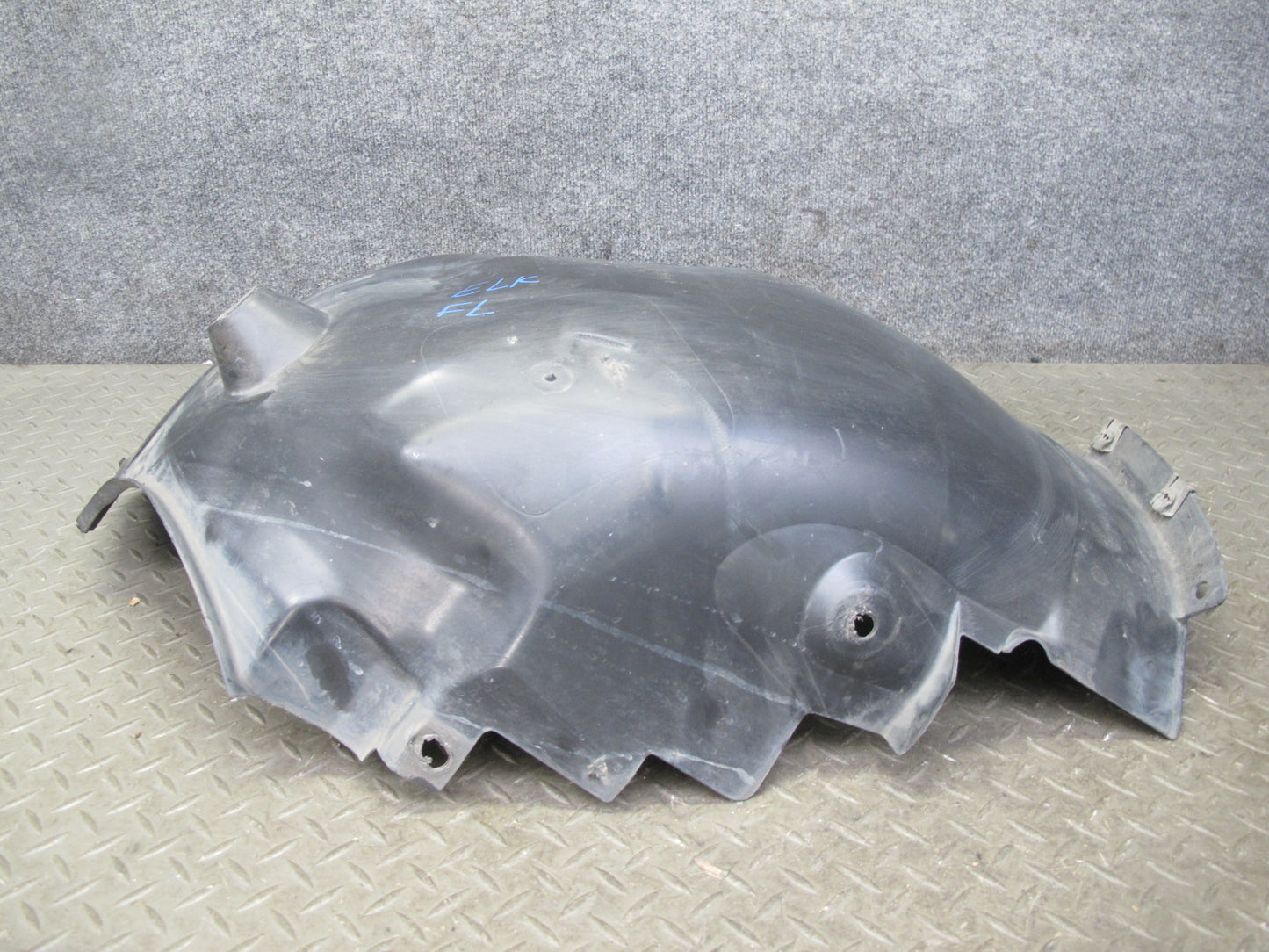 05-11 Mercedes R171 Slk-class Front Left Wheel Arch Splash Shield Guard OEM