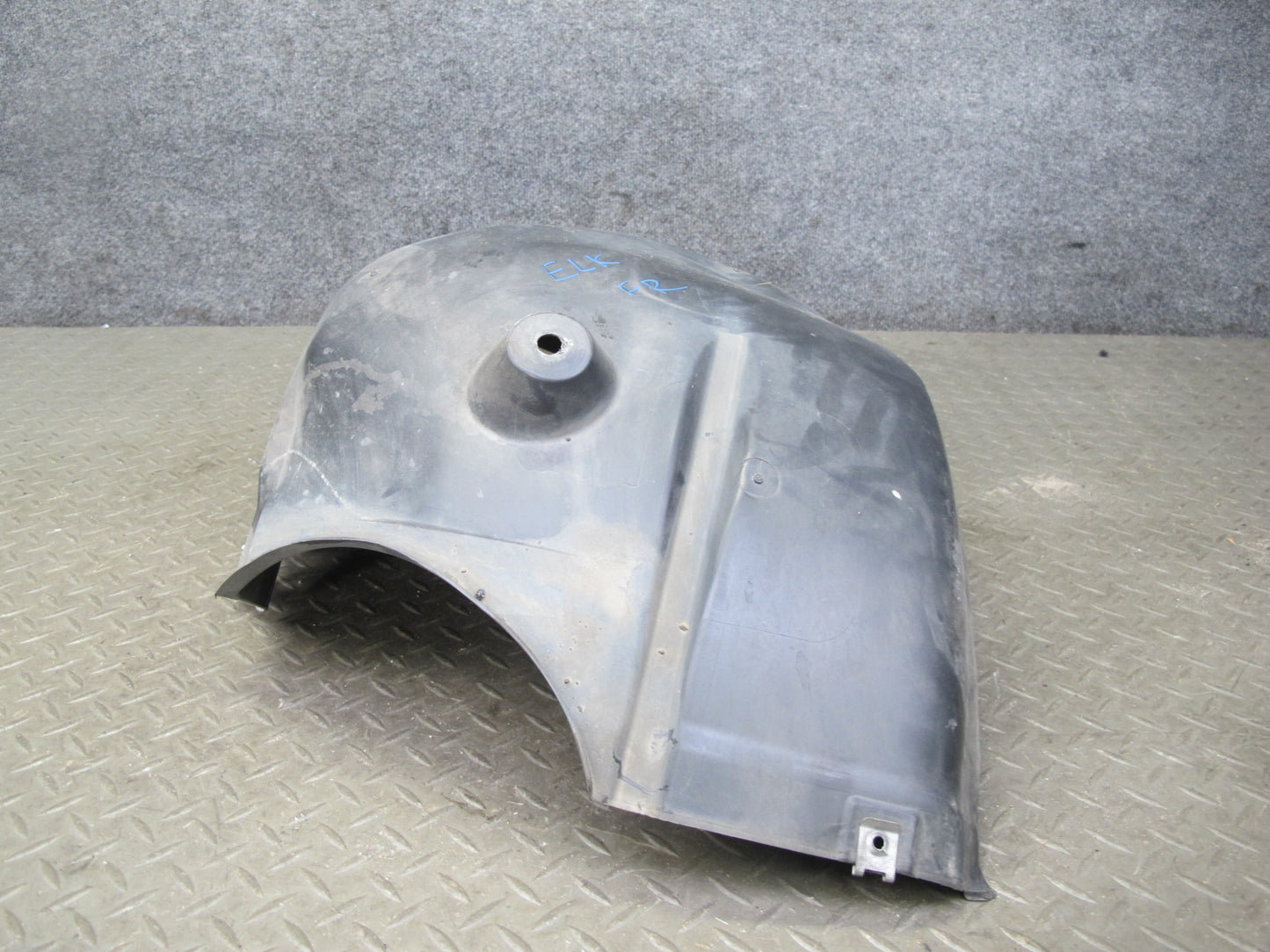 05-11 Mercedes R171 Slk-class Front Right Wheel Arch Splash Shield Guard OEM