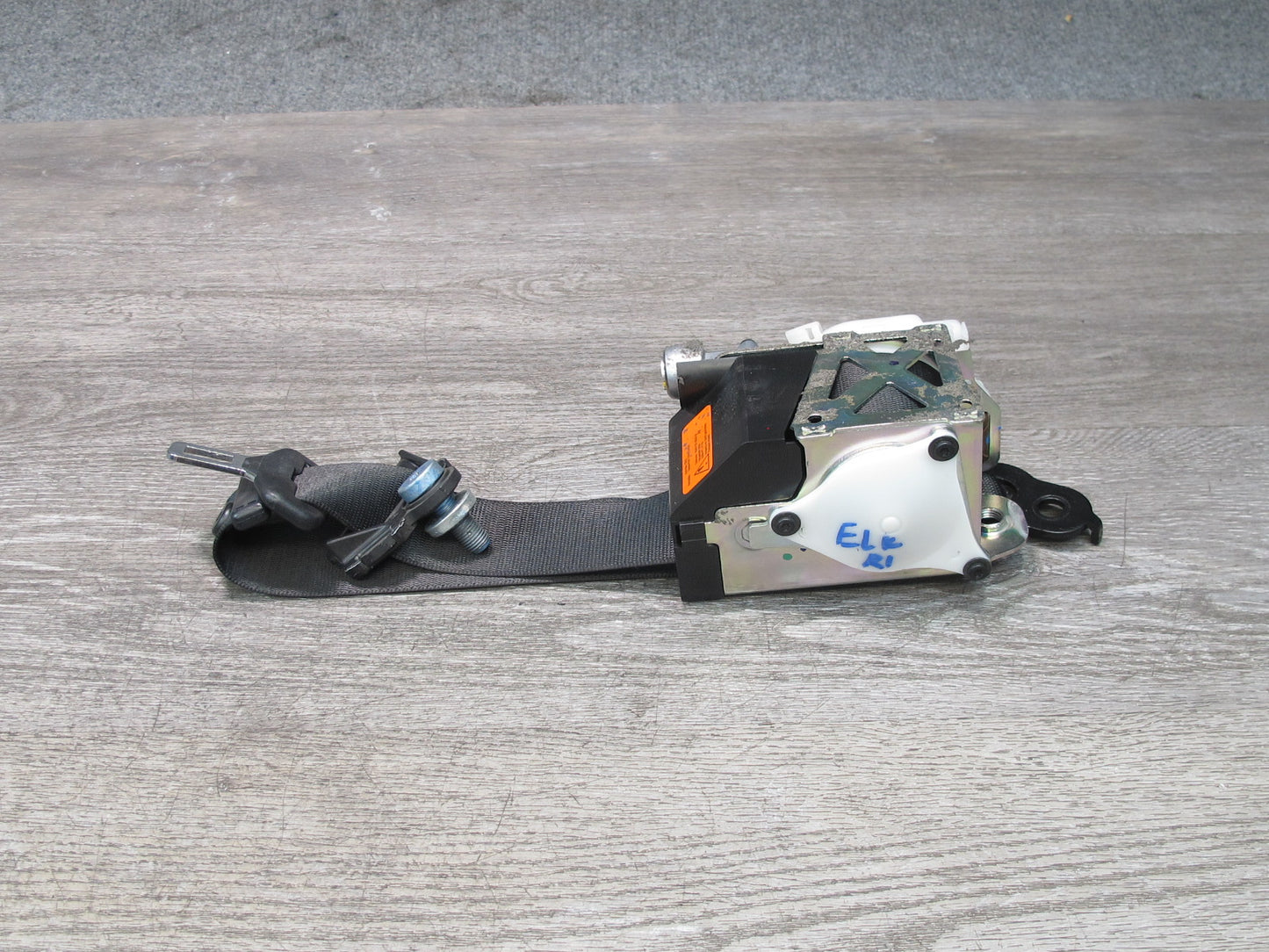 05-08 MERCEDES R171 SLK350 FRONT RIGHT & LEFT SIDE SEATBELT RETRACTOR SET OEM