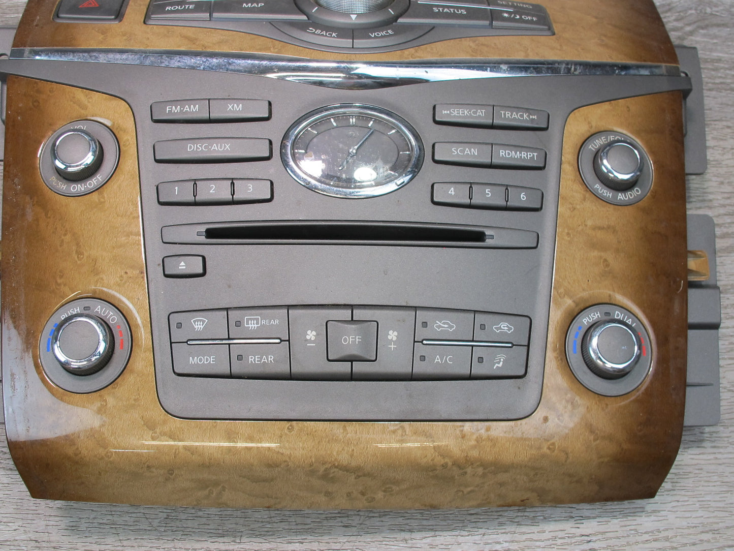 2011-2013 Infiniti QX56 Dash A/C Radio Multimedia Climate Control Switch Panel
