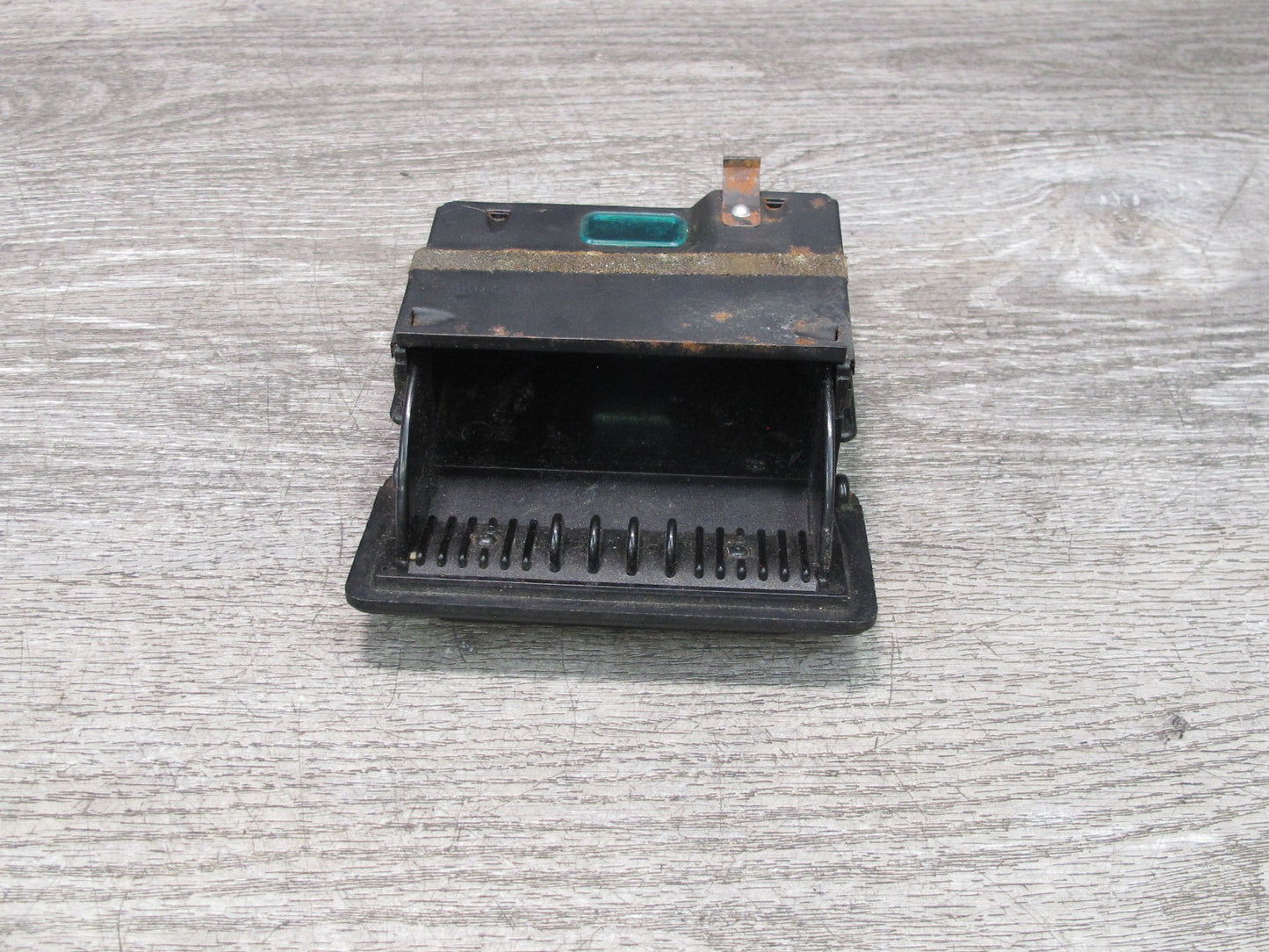 85-88 Volkswagen Scirocco MK2 Front Center Console Ashtray Black 533857321A OEM