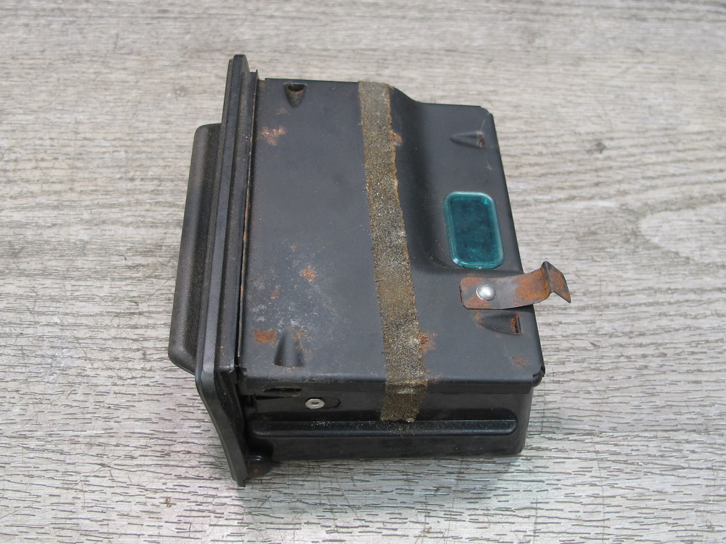 85-88 Volkswagen Scirocco MK2 Front Center Console Ashtray Black 533857321A OEM