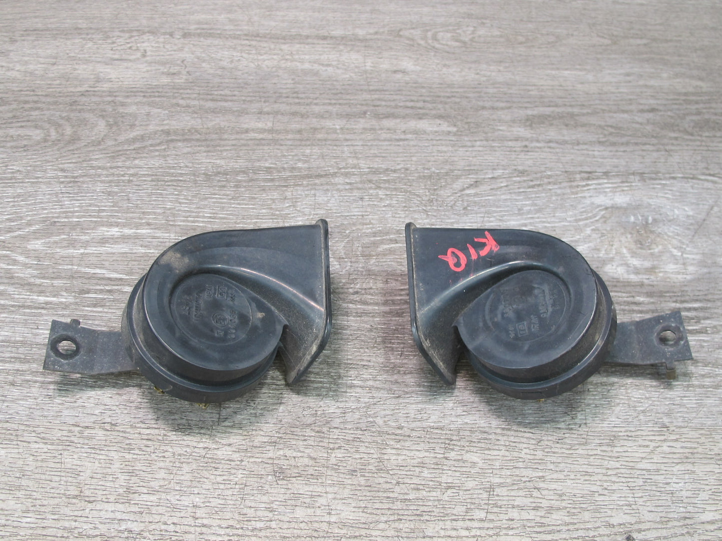 2011-2017 Infiniti QX56 QX80 High & Low Tone Note Pitch Horn Signal Set