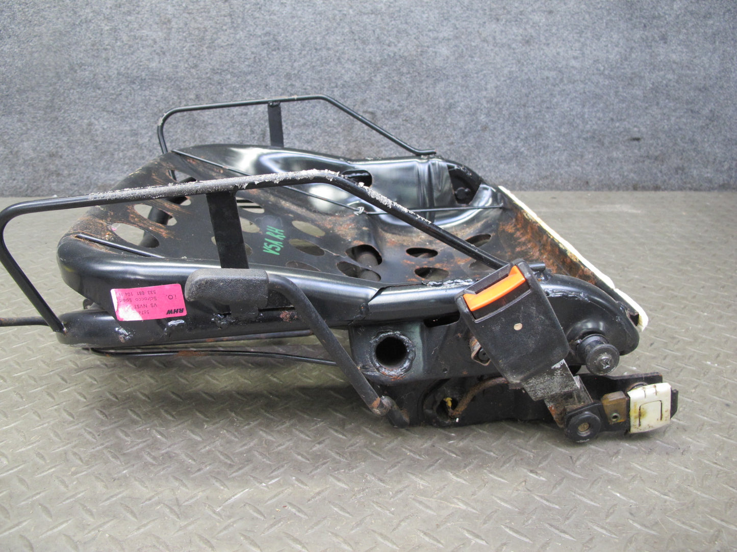 86-88 Volkswagen VW Scirocco MK2 Front Right Seat Frame 533881104H OEM