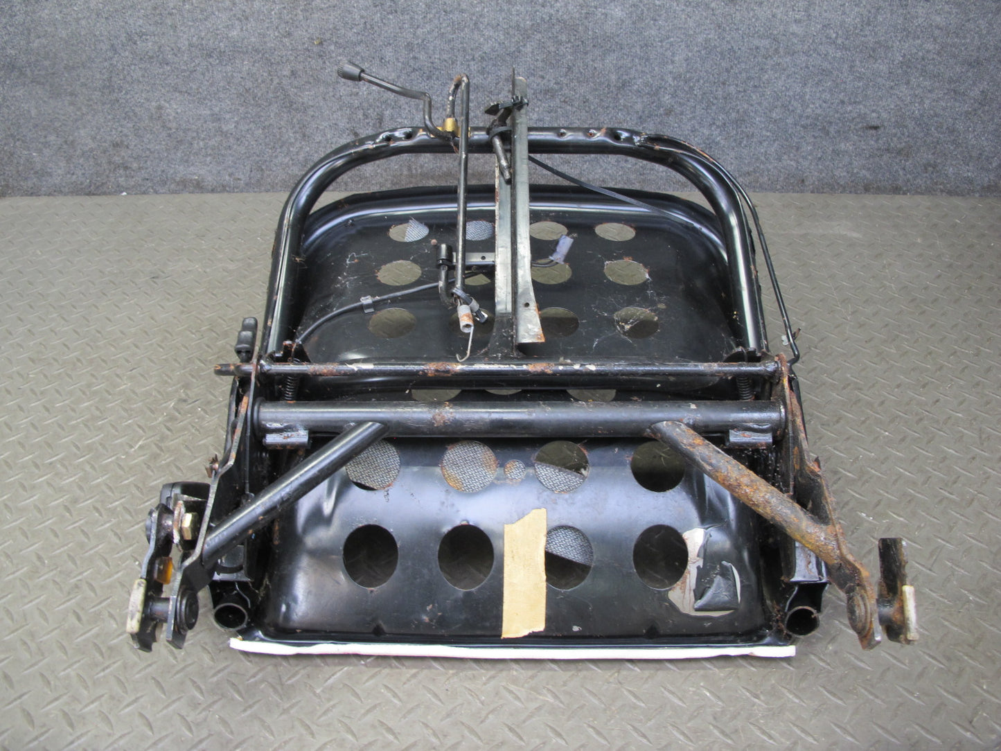 86-88 Volkswagen VW Scirocco MK2 Front Left Driver Seat Frame 533881103H OEM